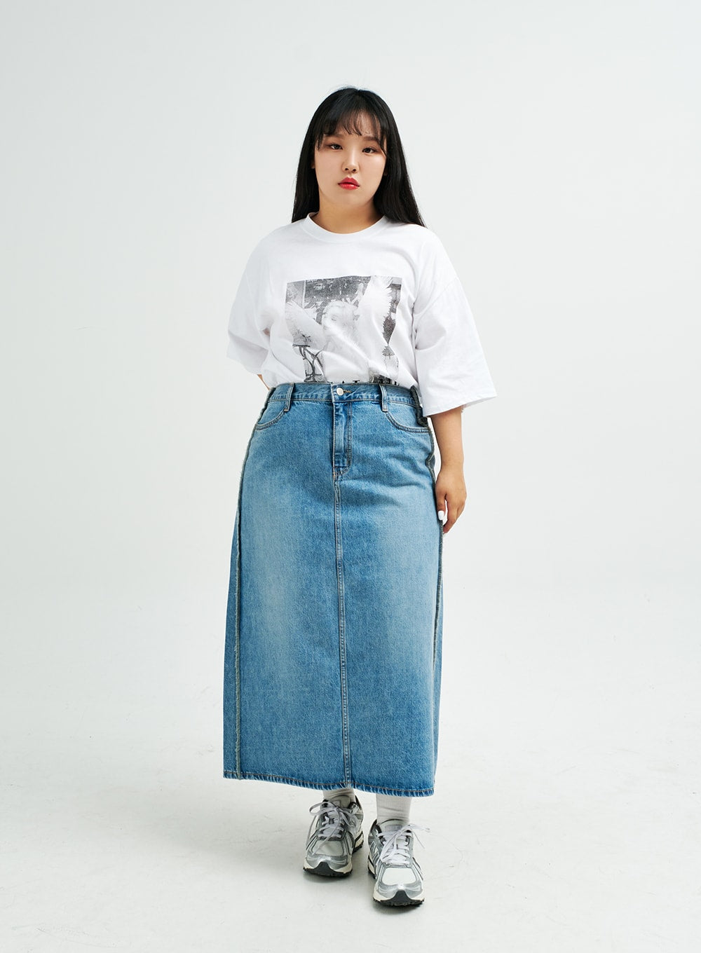 Plus Reverse Stitch Bleached Denim Maxi Skirt IY24