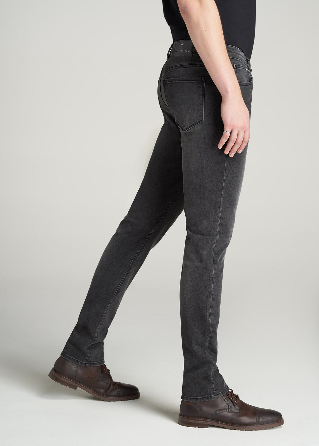Carman TAPERED Jeans for Tall Men in Dark Smoke